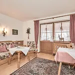 Haus Theresa Reit im Winkl