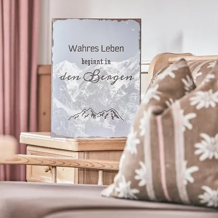 Haus Theresa Lägenhet Reit im Winkl