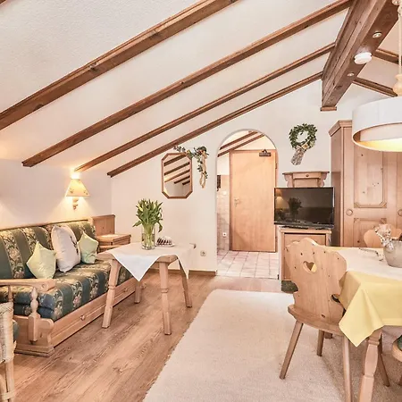 Haus Theresa Lägenhet Reit im Winkl