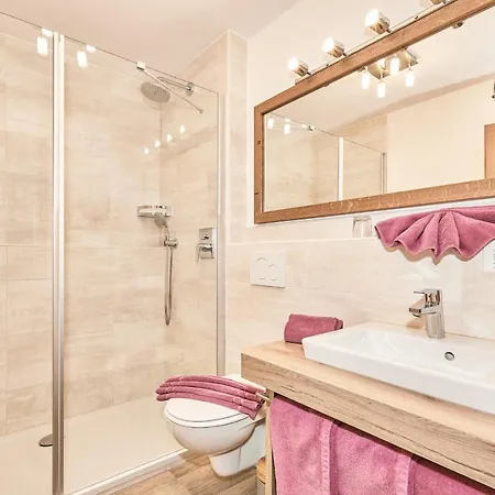 Haus Theresa Apartment